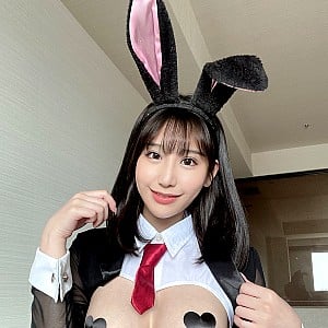 Emi Nishino