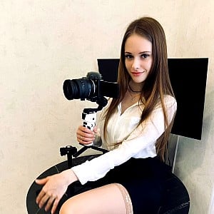 Emilia Shot