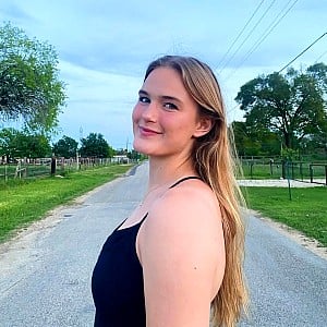Emily Hellmuth