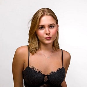 Emily Linge