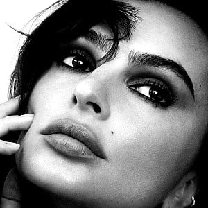 Emily Ratajkowski