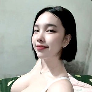 Emmika Chumchoo