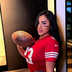 Emmy Salazar
