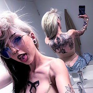 EmoKittenXoXo