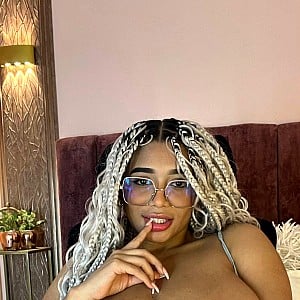 Emy Leon