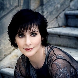 Enya (singer)
