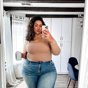 Erica Lauren (Model)