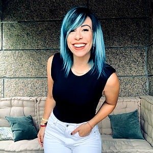 Erika Lewis (Singer)