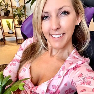 Erika Swingz