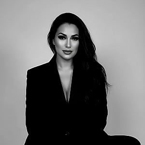 Esmeralda Valiente