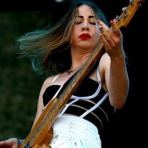 Este Haim