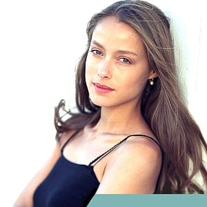 Estelle Skornik