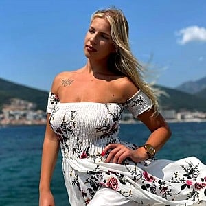 Eva Dapic