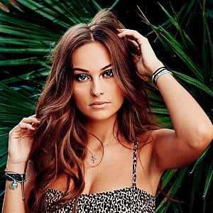 Eva Dos Santos