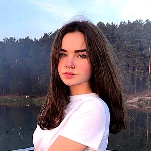 Eva Gros