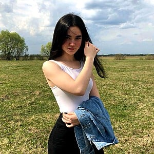 Eva Gros