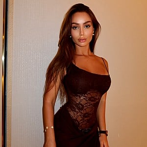 Eva Honey