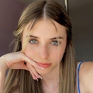 Eva Molyneaux