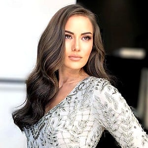 Fahriye Evcen