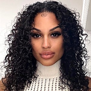 Fanny Neguesha