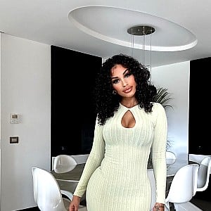 Fanny Neguesha
