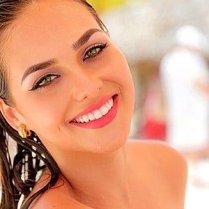Farah Flores