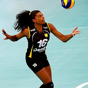 Fernanda Garay
