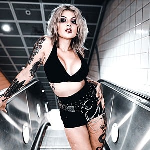 Franccesca De Struct