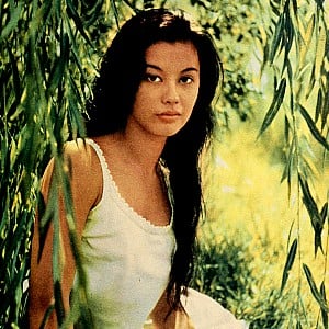 France Nuyen