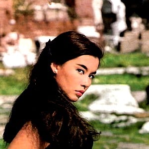 France Nuyen