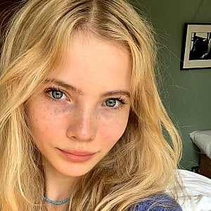 Freya Allan
