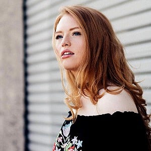 Freya Ridings (Singer)