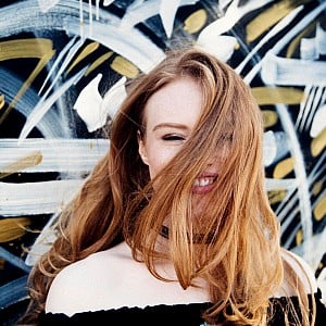 Freya Ridings (Singer)