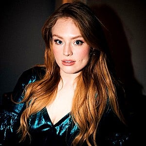 Freya Ridings (Singer)