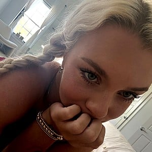 Gabbie Carter