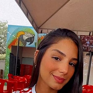 Gabriela Caroline
