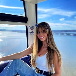 Gabrielle Dunn