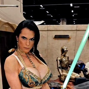 Gia Gold (Fitness)