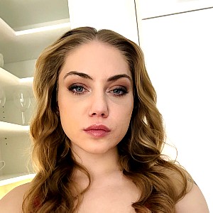 Gia Palomino