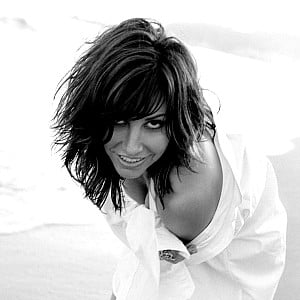 Gina Gershon
