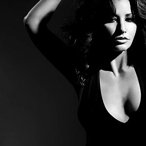 Gina Gershon