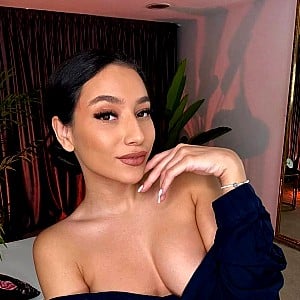 Gina Valentinna