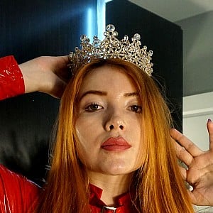 Ginger Cris