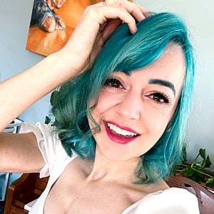Ginny Di