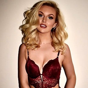 Giorgia Davies