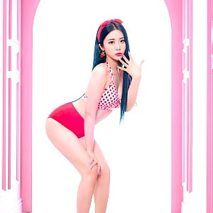 Girl Crush Bomi