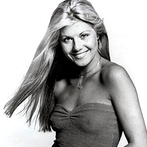 Glynis Barber