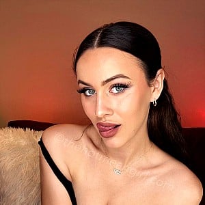 Goddess Evelyn