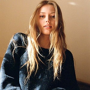 Grace Van Dien