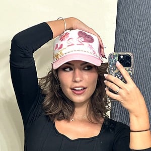 Gray Victoria